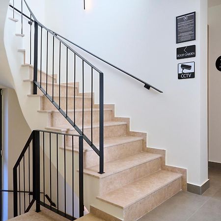 Monarco Executive Rooms Rhodes City エクステリア 写真