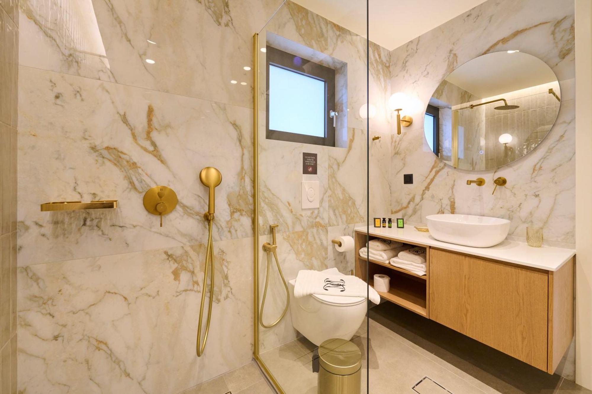 Monarco Executive Rooms Rhodes City エクステリア 写真