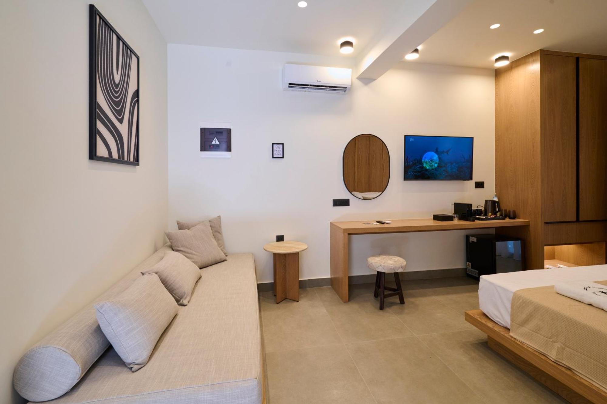 Monarco Executive Rooms Rhodes City エクステリア 写真