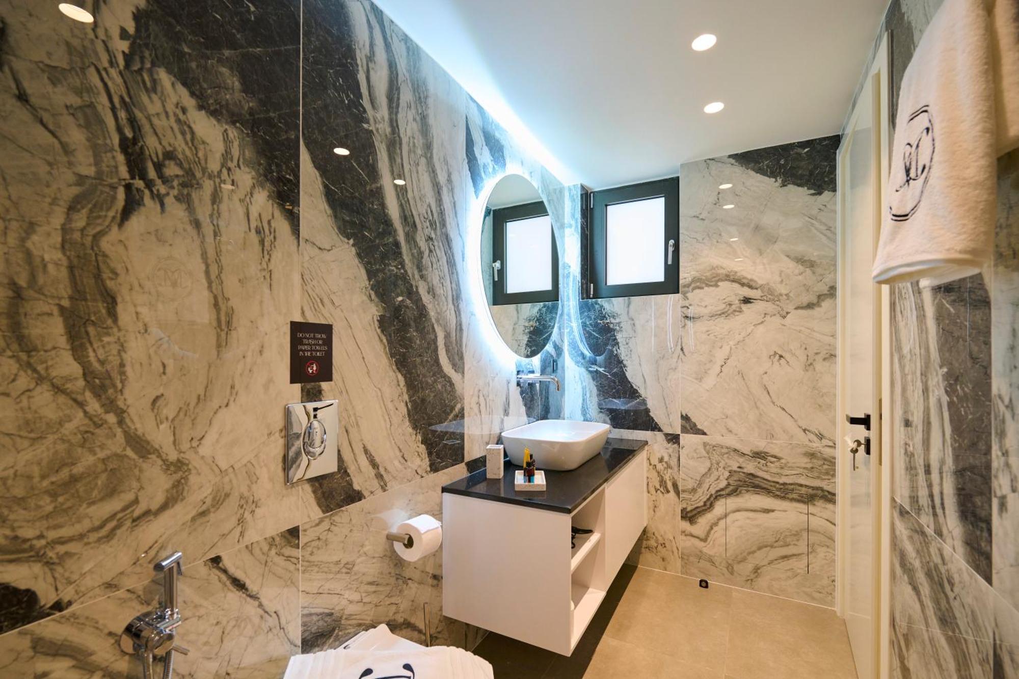 Monarco Executive Rooms Rhodes City エクステリア 写真